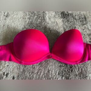 VICTORIAS SECRET Convetible Bra